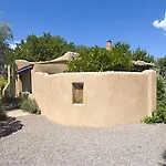Santa Fe Treasure Three-Bedroom Holiday Home