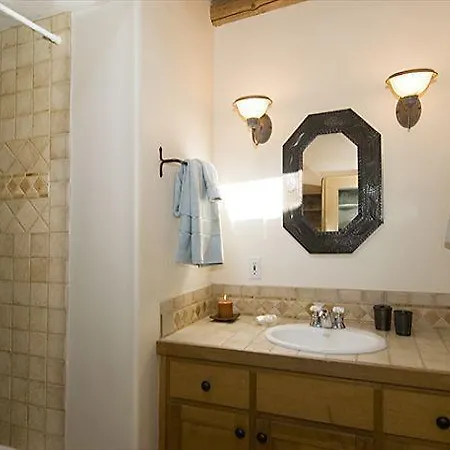 Treasure Three-bedroom Holiday *